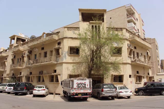 للبيع عمارة هدام في حولي خالية
