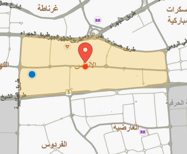 بيت من دورين مؤجر للبيع في الأندلس