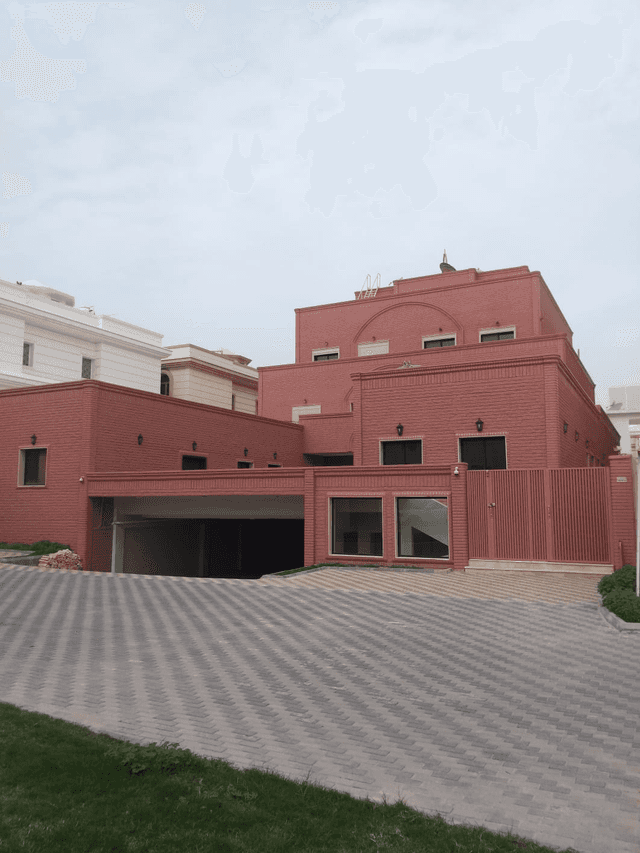 بيت للبيع في منطقة العديلية