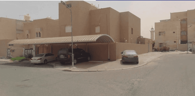 بيت حكومي للبيع في منطقة القصور