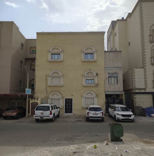 للبيع بيت فى منطقة العارضية