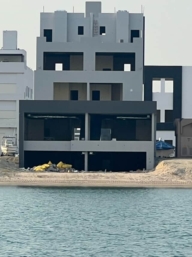 للبيع شاليه فى البحريه صف اول