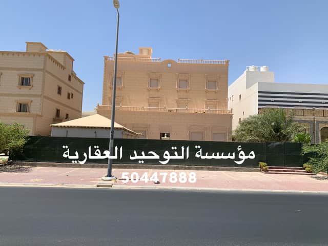 للبيع فيلا في صباح الاحمد بطن وظهر