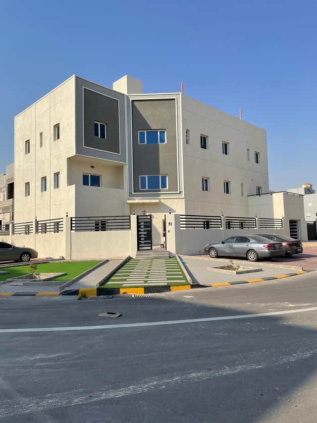 قسيمة ثلاث أدوار للايجار فى صباح الاحمد السكنية
