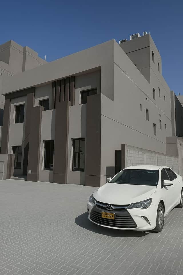 للبيع فيلا بالمطلاع شارع وسكة