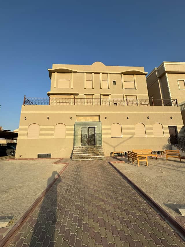 للبيع فيلا فى صباح الاحمد السكنية
