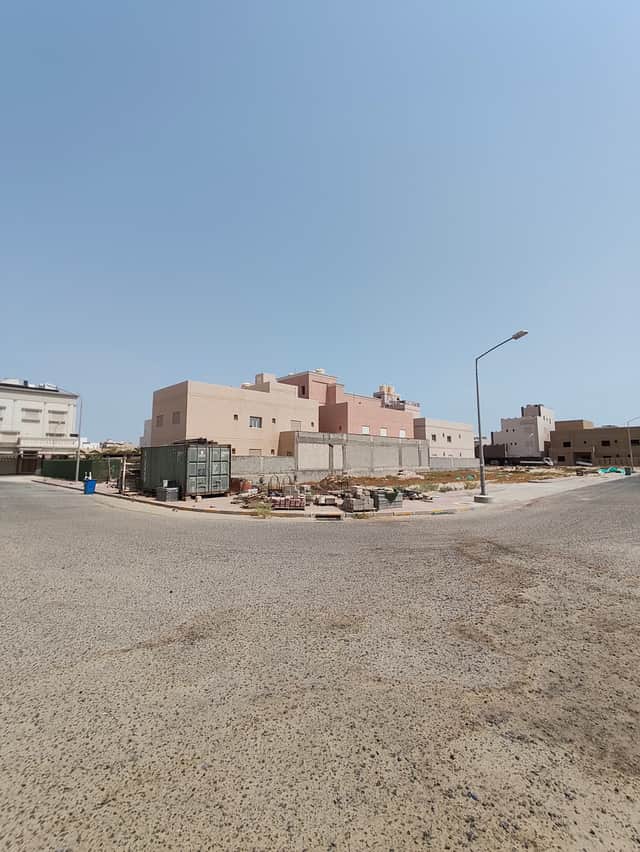 أرض زاوية للبيع فى الخيران السكنى