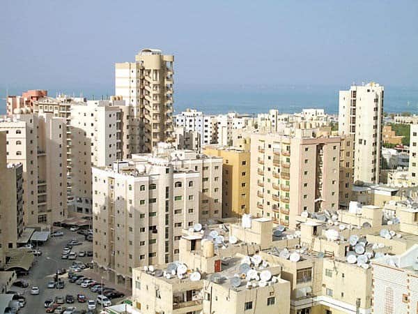 للبيع عمارة استثمارية بالسالمية