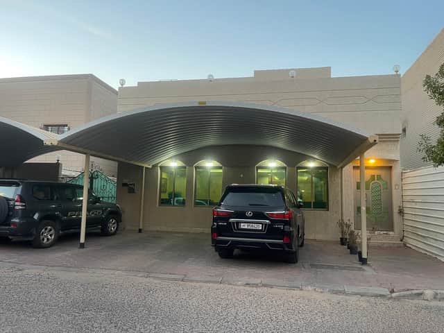 بيت حكومة للبيع فى فهد الاحمد