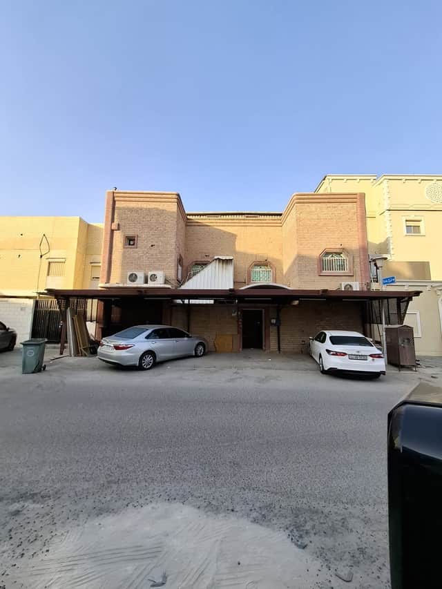 بيت للبيع فى الظهر تسليم فوري