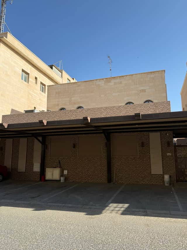 للبيع بيت فى سلوى صالح للسكن