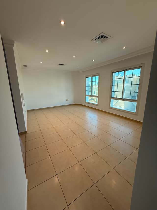 شقة للإيجار فى الجابرية الدور الثاني