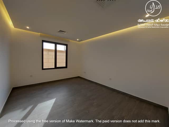 للإيجار شقة فى منطقة بيان قطعة 10