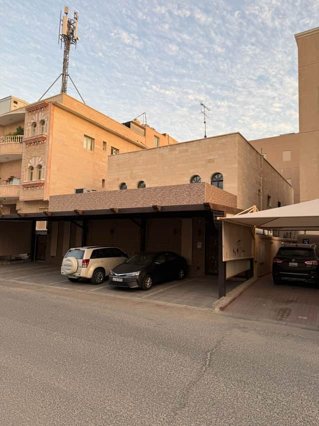 للبيع فيلا في سلوى 500 متر