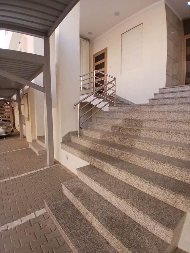 شقه للايجار فى سلوى تشطيب جديد