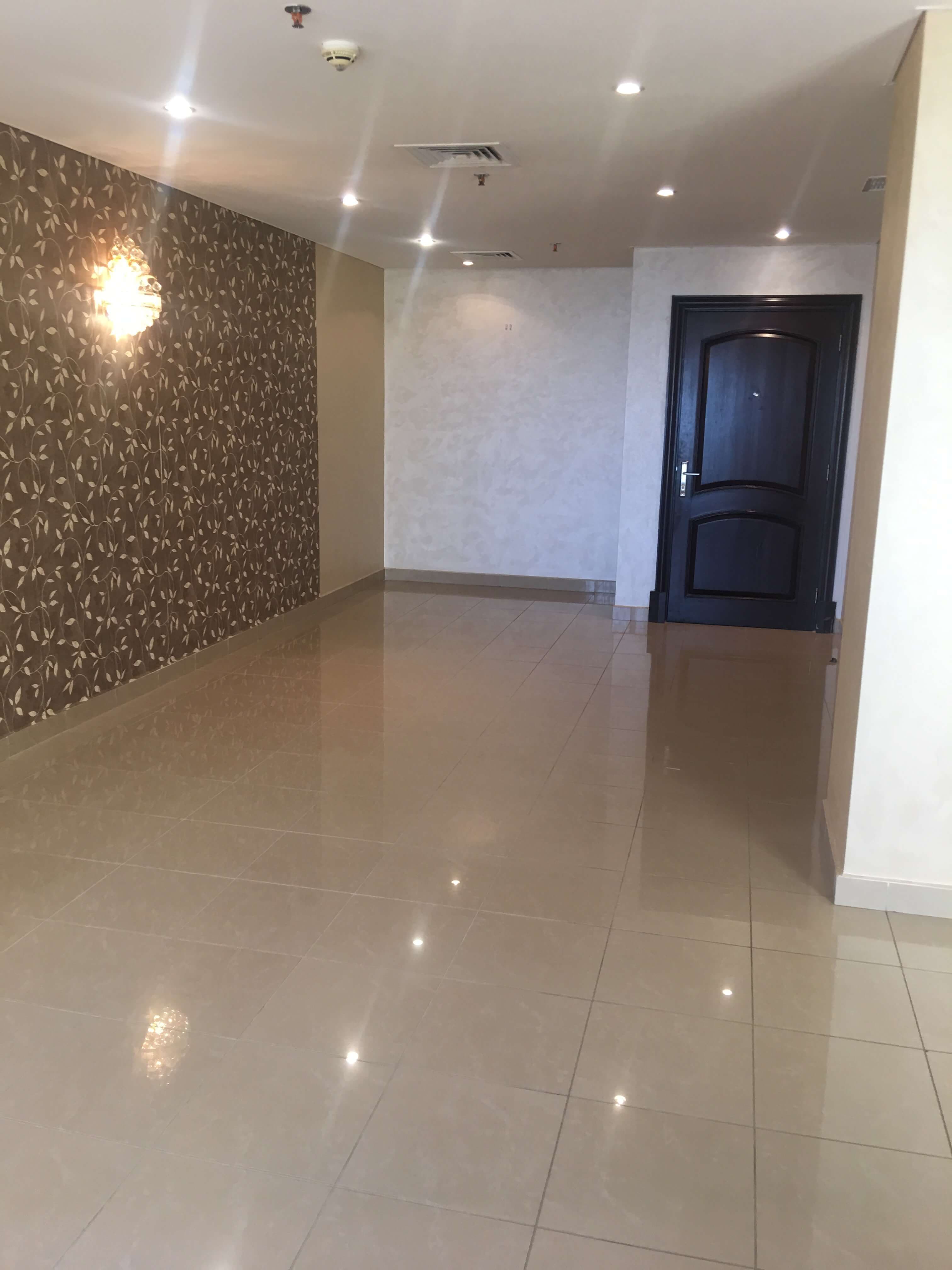 شقة للايجار في الفطاس مطل على بحر