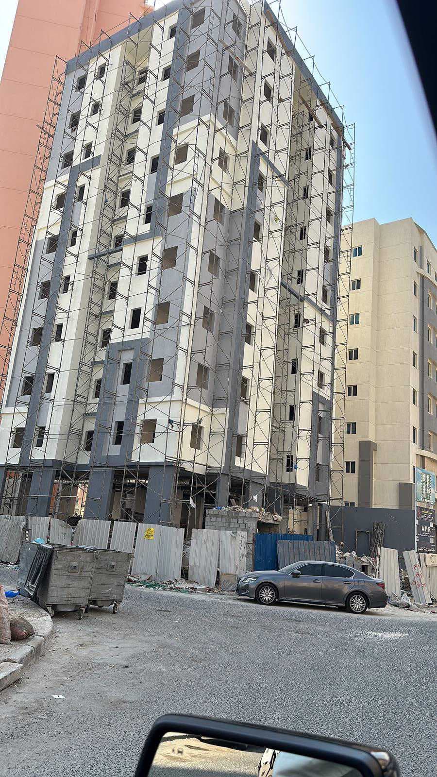 عمارة زاوية للبيع في السالمية