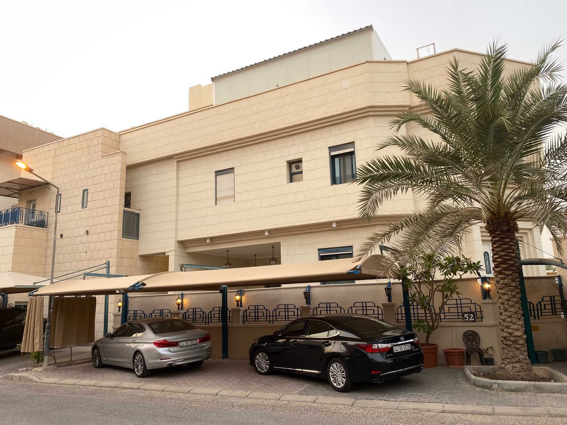 بيت زاوية للبيع في قرطبه