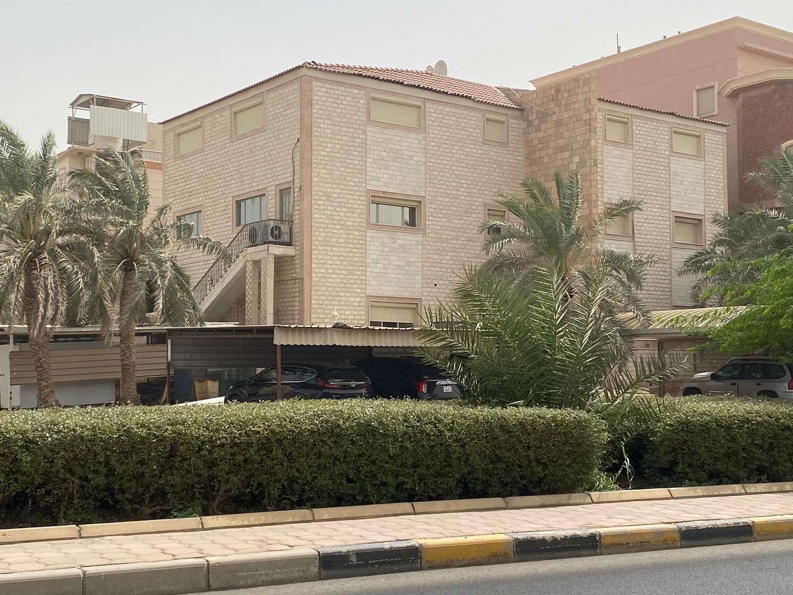 فيلا قطعة 3 للبيع في الشعب