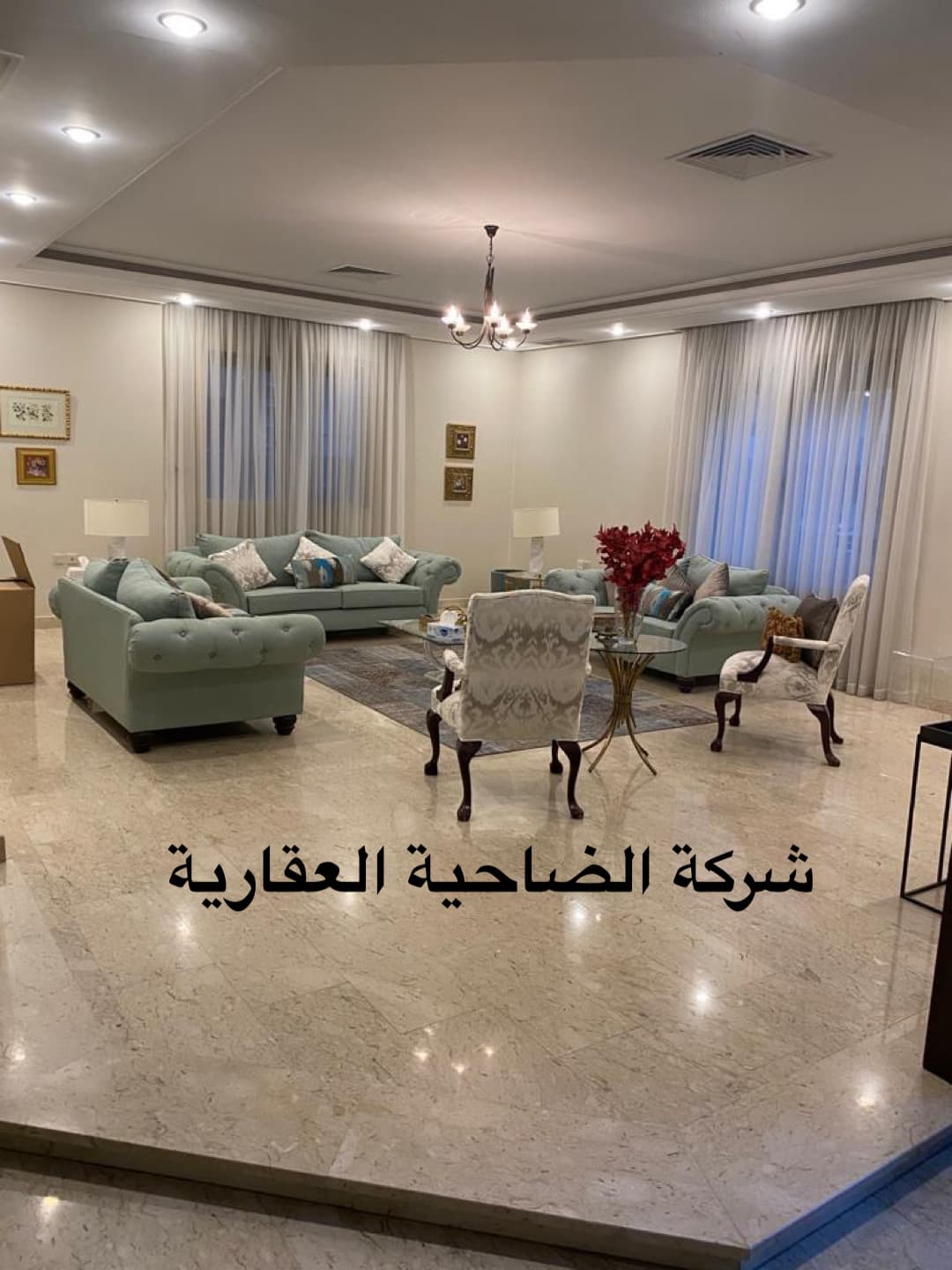 فيلا للبيع في الزهراء من دورين ونص