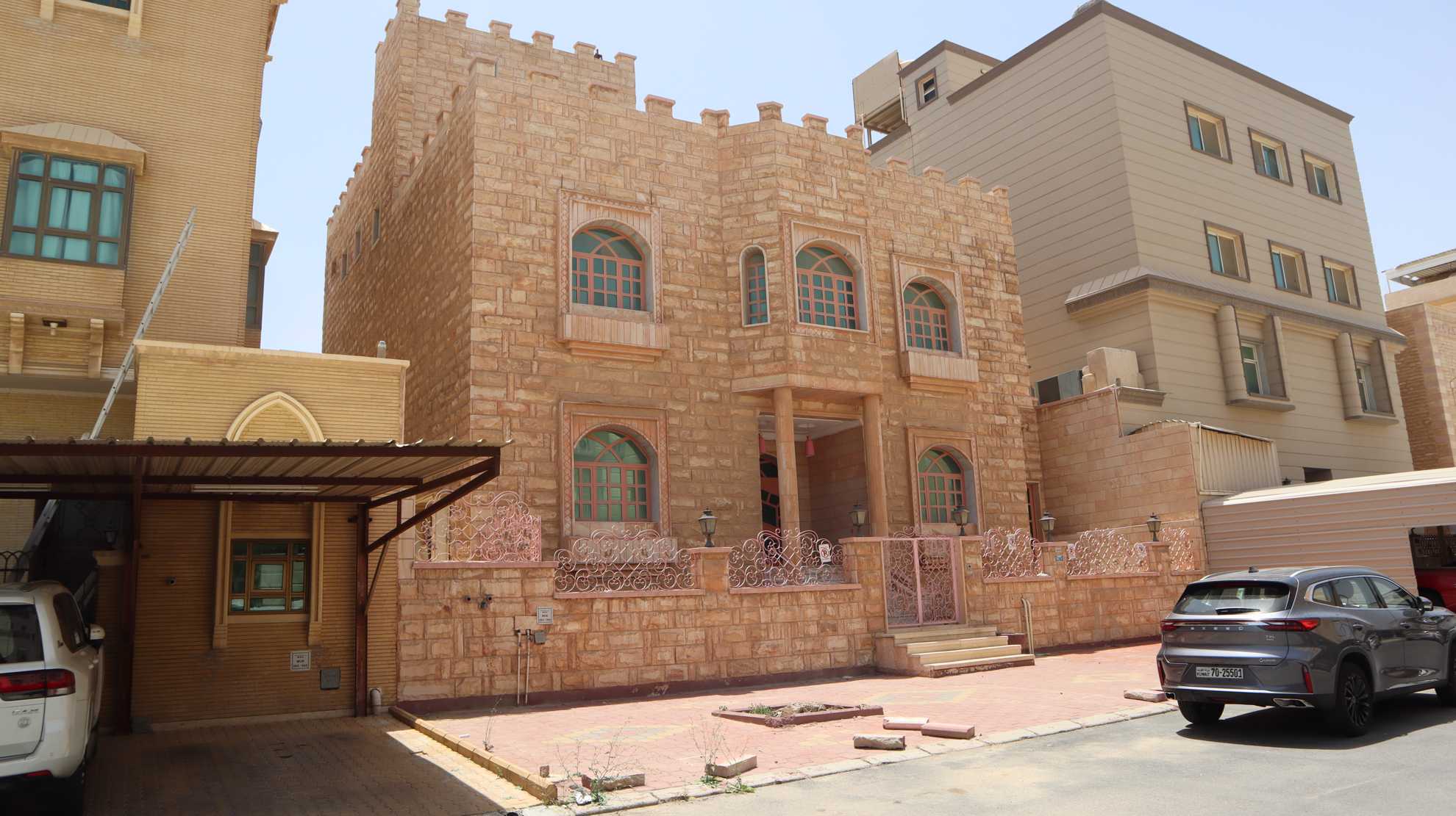 فيلا للبيع في ضاحية مبارك الكبير