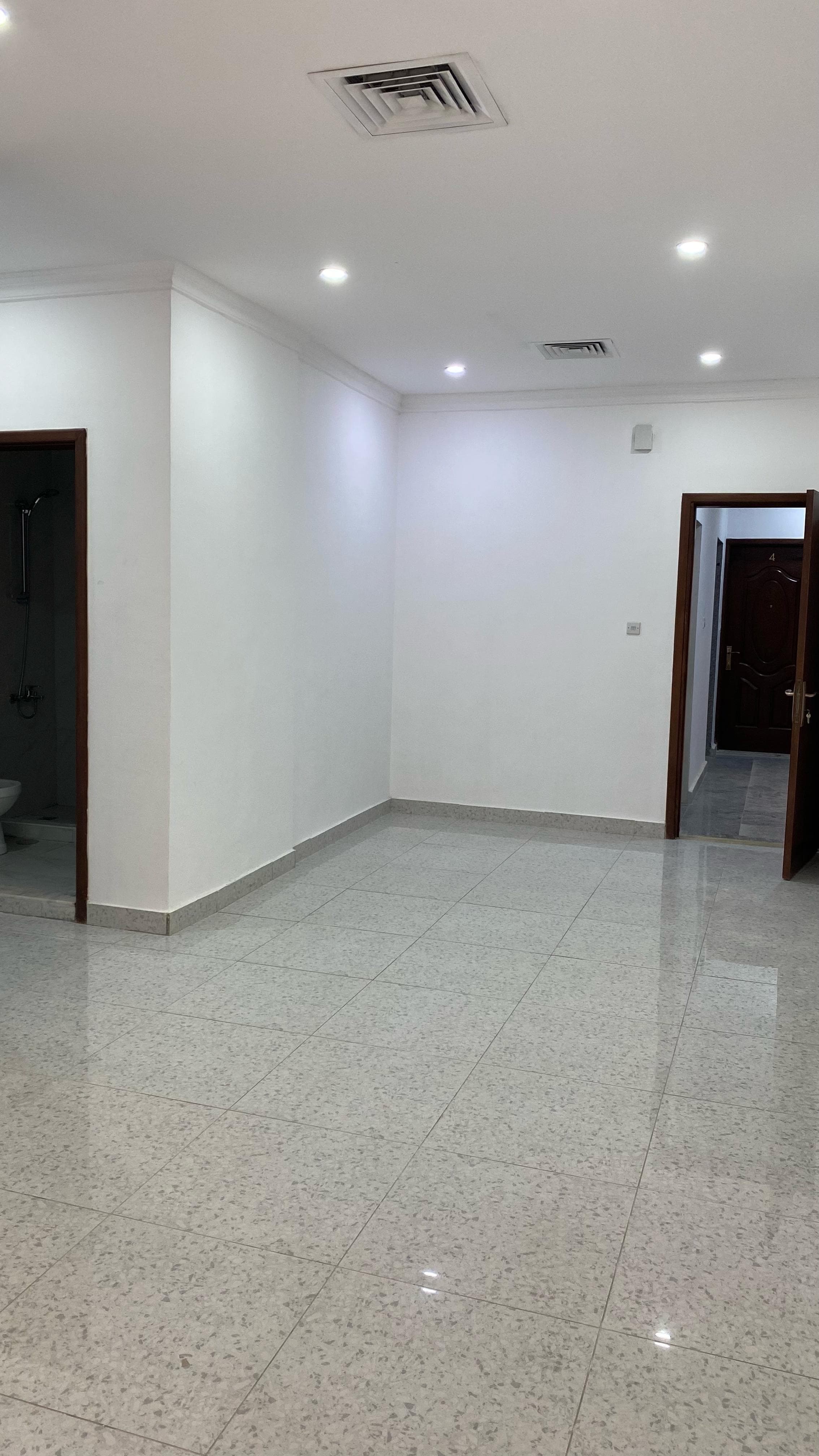 للايجار شقة غرفتين في الفحيحيل