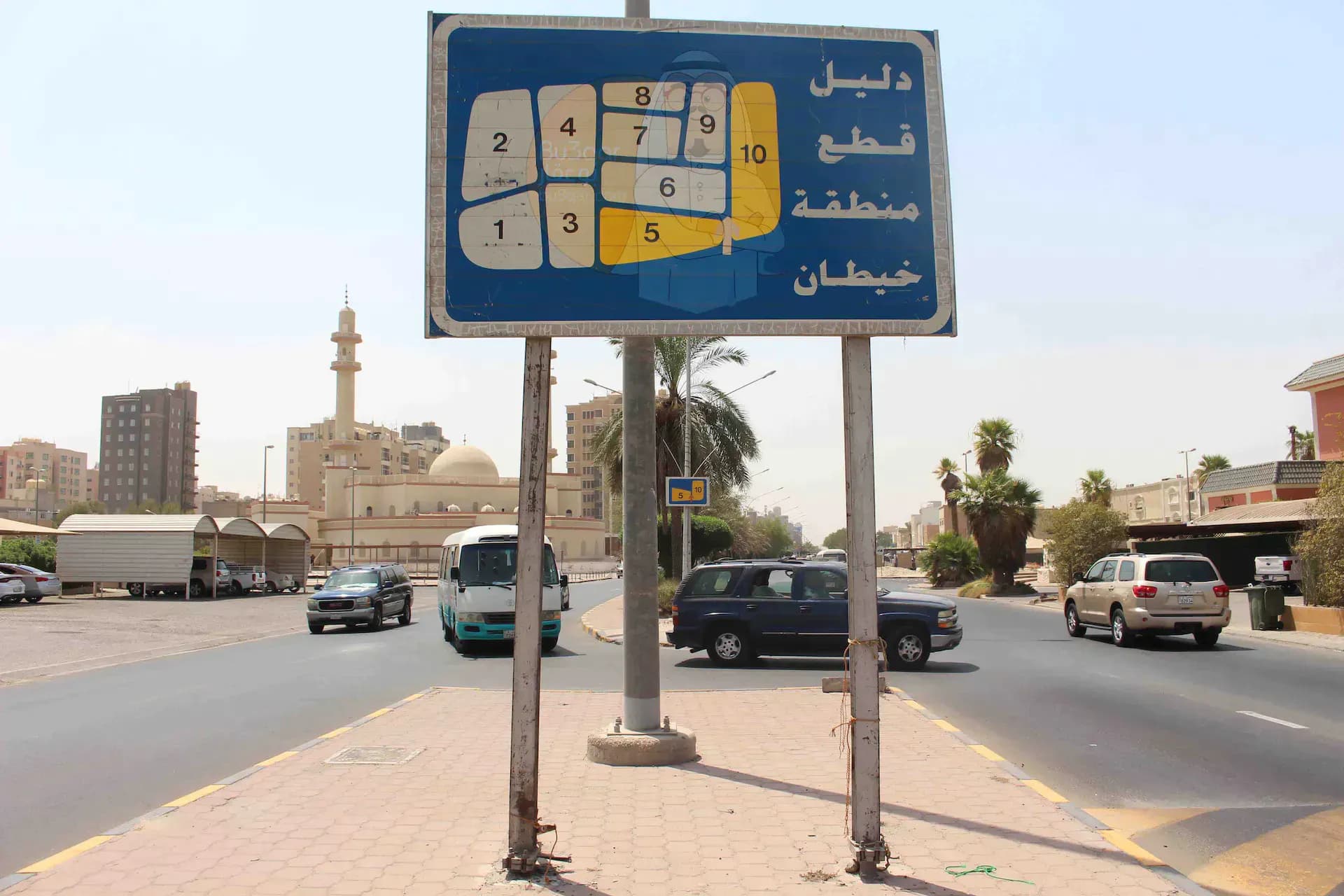 ارض بخيطان للبدل شارع واحد وسكة جانبية