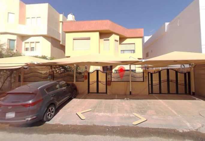 بيت للبيع في منطقة قرطبة