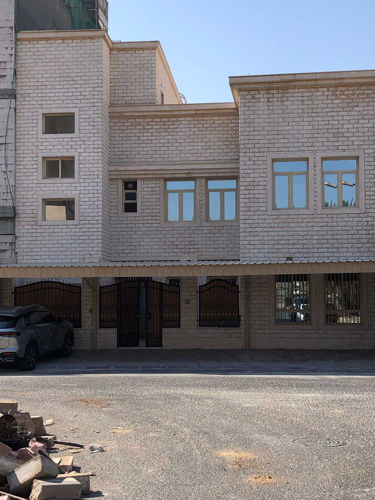 بيت للبيع في منطقة الدسمة