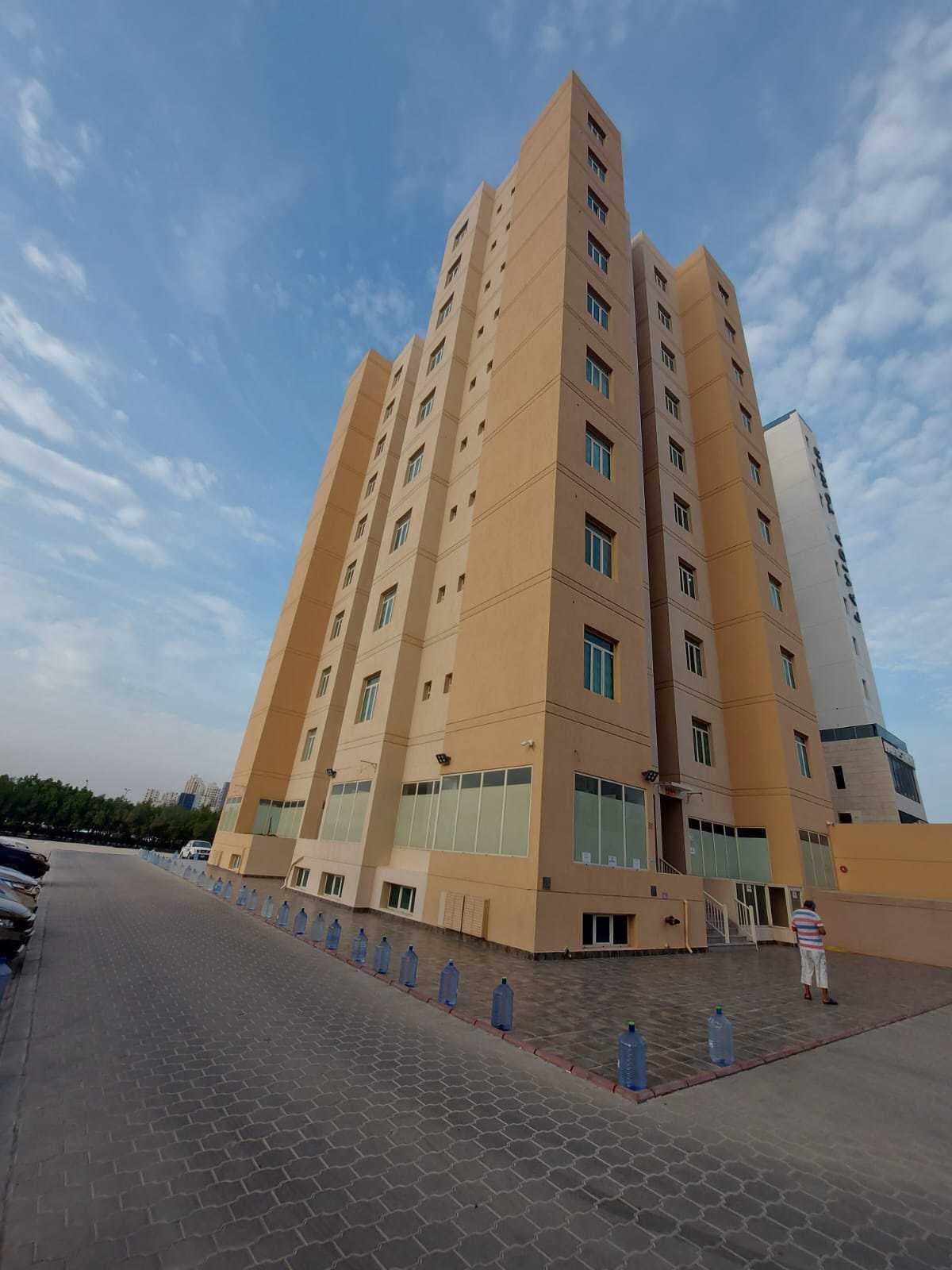 عمارة للايجار في منطقة صباح السالم