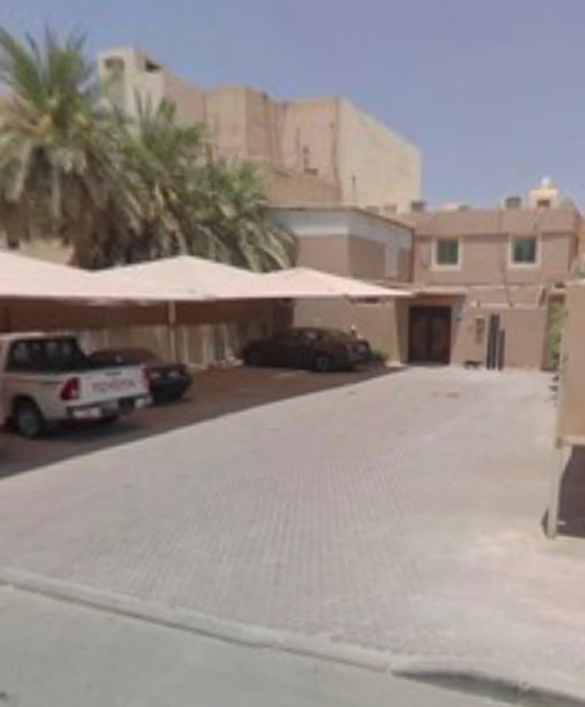 بيت للبيع في منطقة الرقة