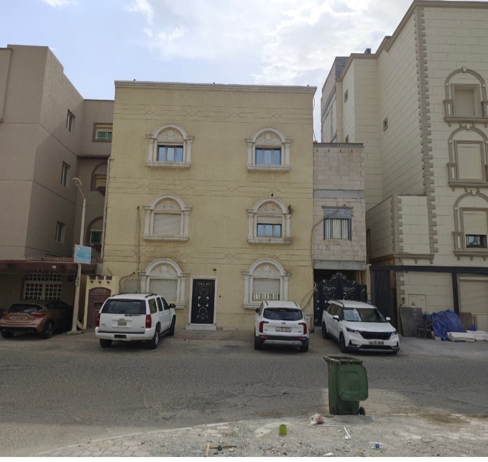 للبيع بيت فى منطقة العارضية