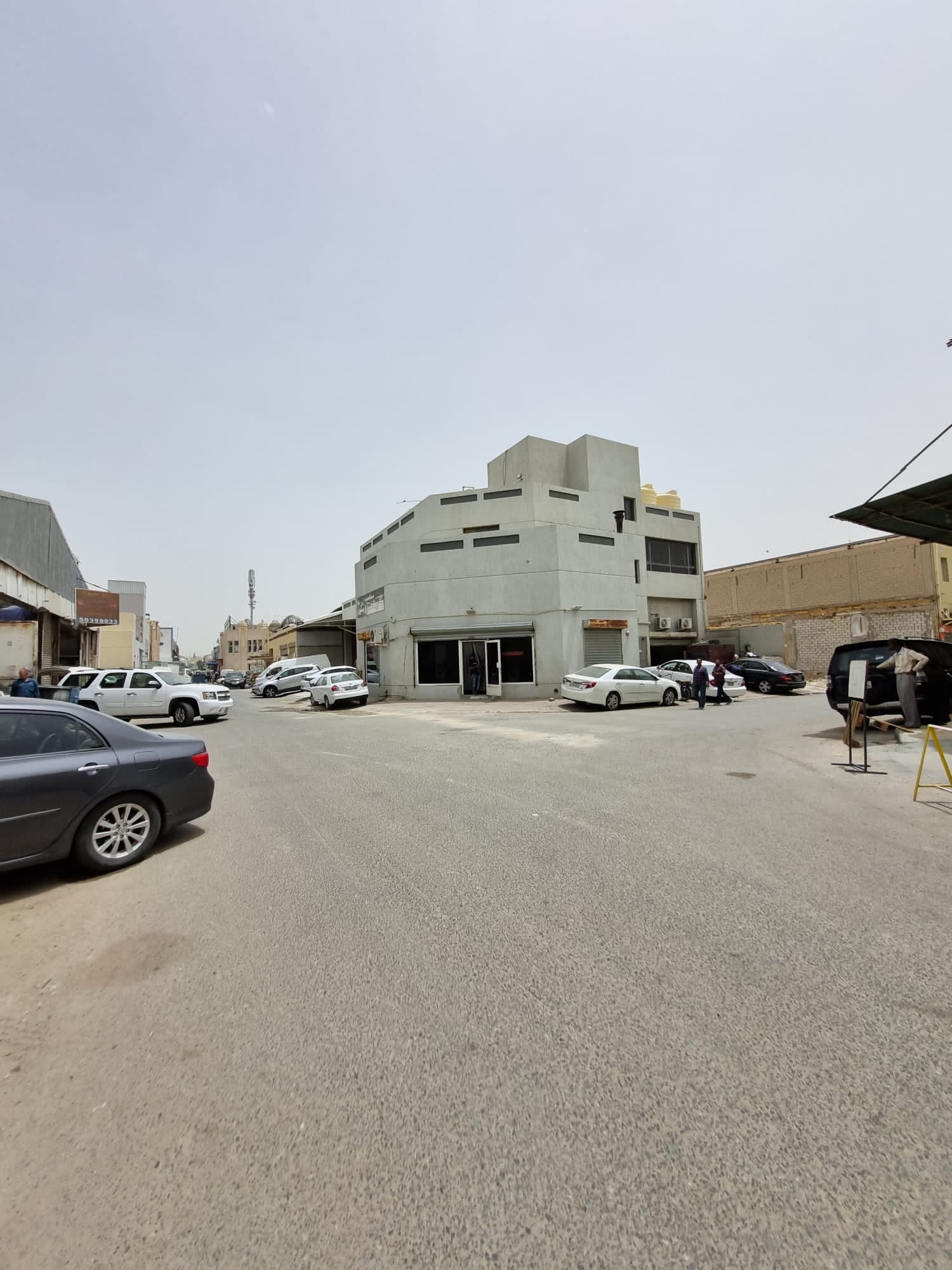 سرداب للإيجار فى الشويخ الصناعية