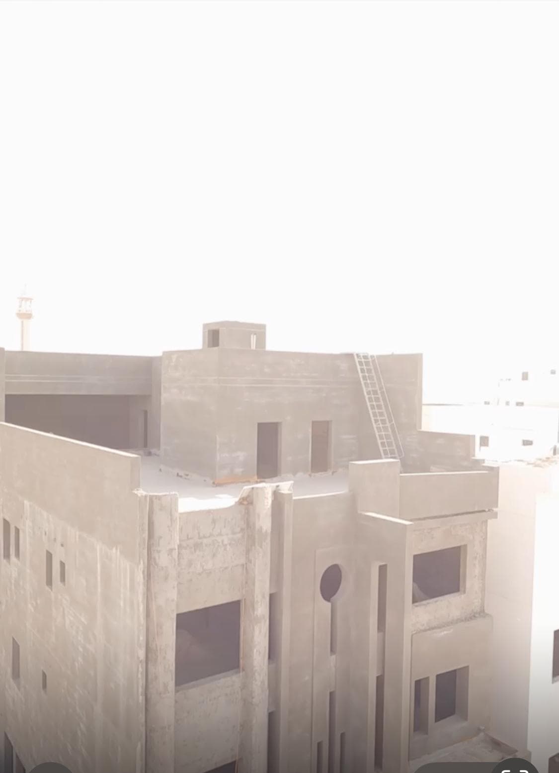 للبيع بيت فى المطلاع من ثلاث ادوار وربع