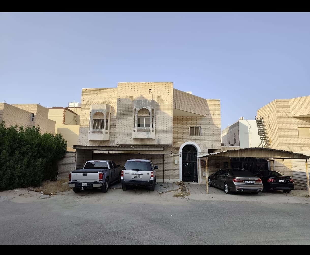 للبيع بيت حكومة فى ام الهيمان مؤجر