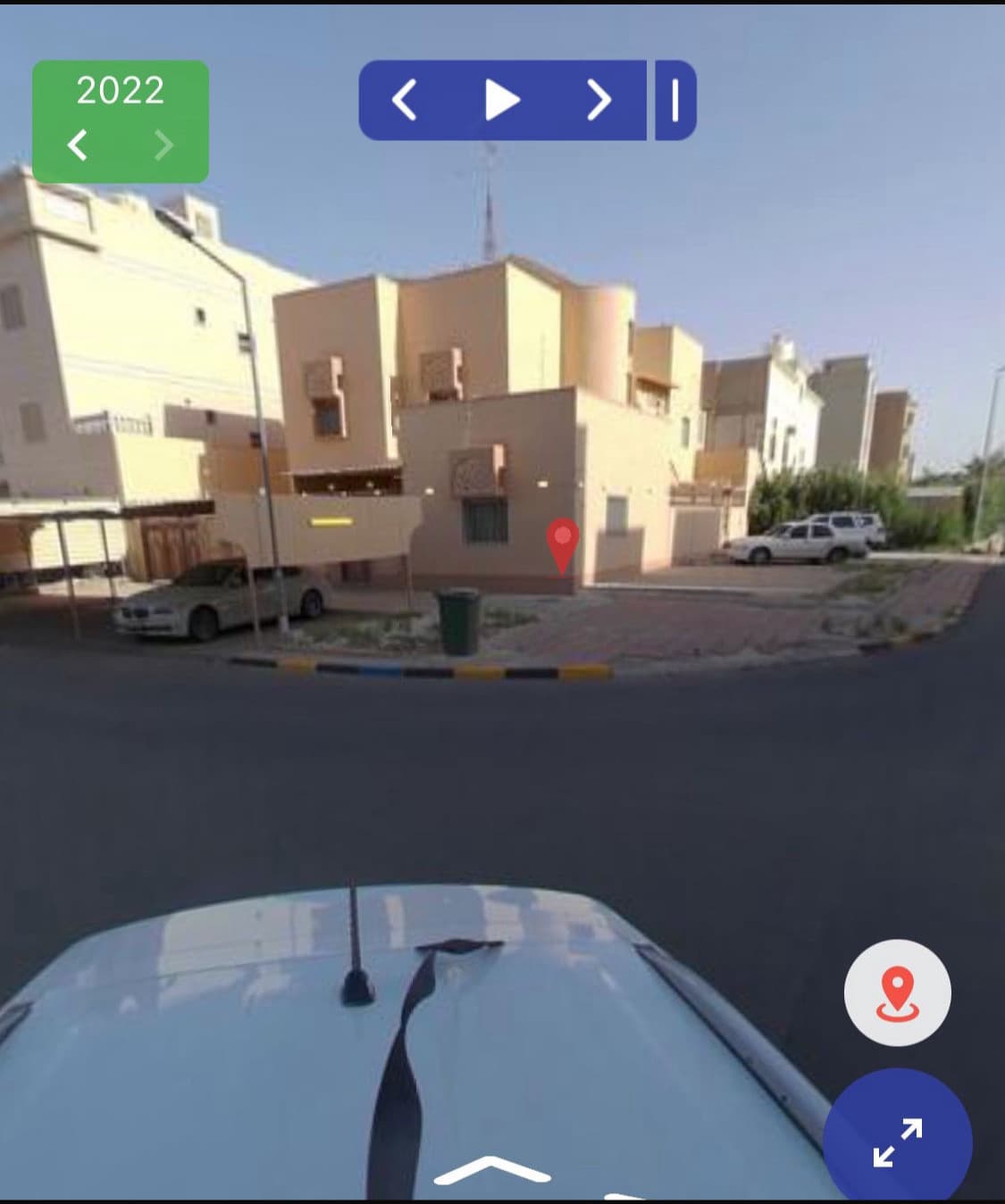 للبيع بيت في العدان زاوية