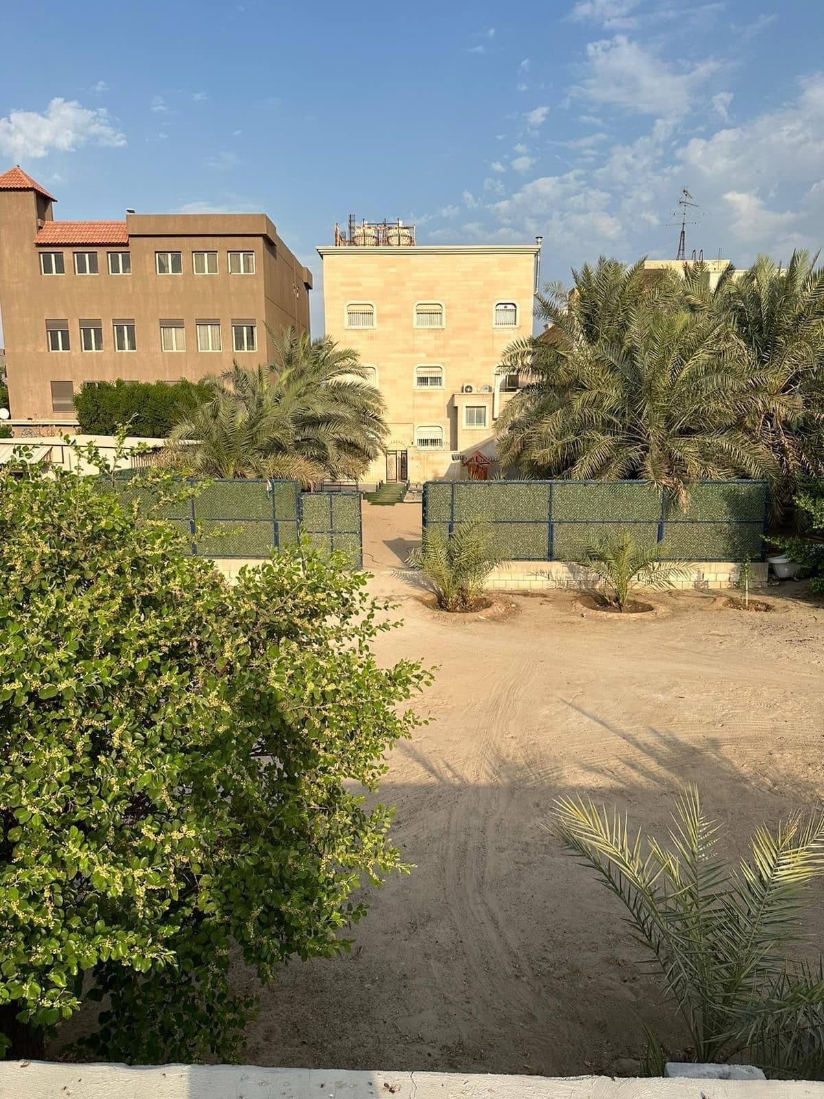 قسيمه للبيع فى القصور قطعة 7
