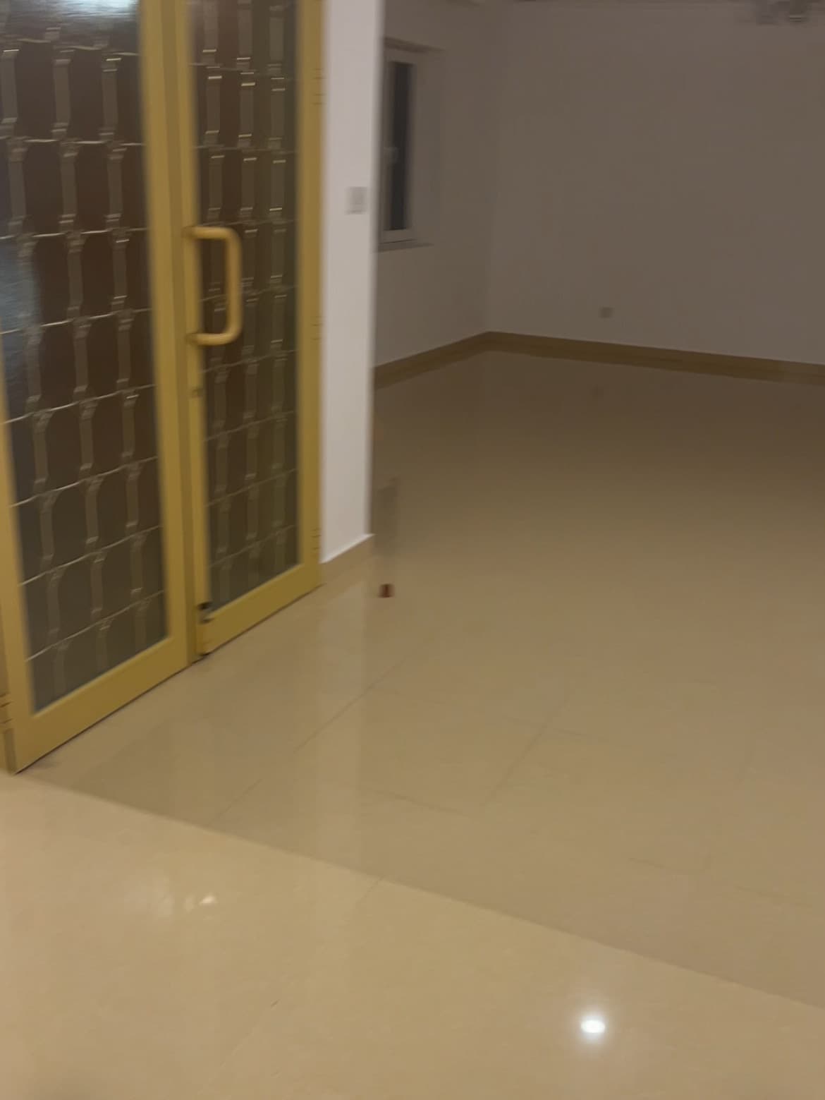 دوبلكس للإيجار فى المسايل أرضى وسرداب