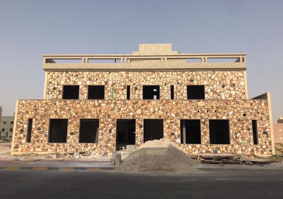 للبيع بيت فى الخيران السكني زاوية