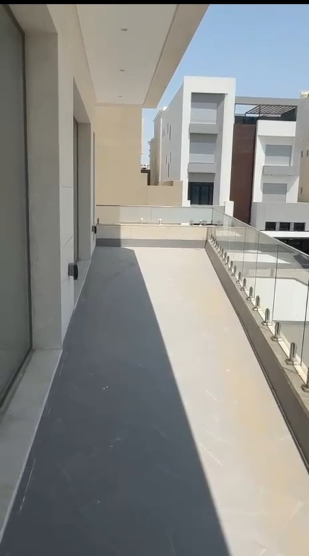 دور للإيجار بجنوب عبدالله المبارك
