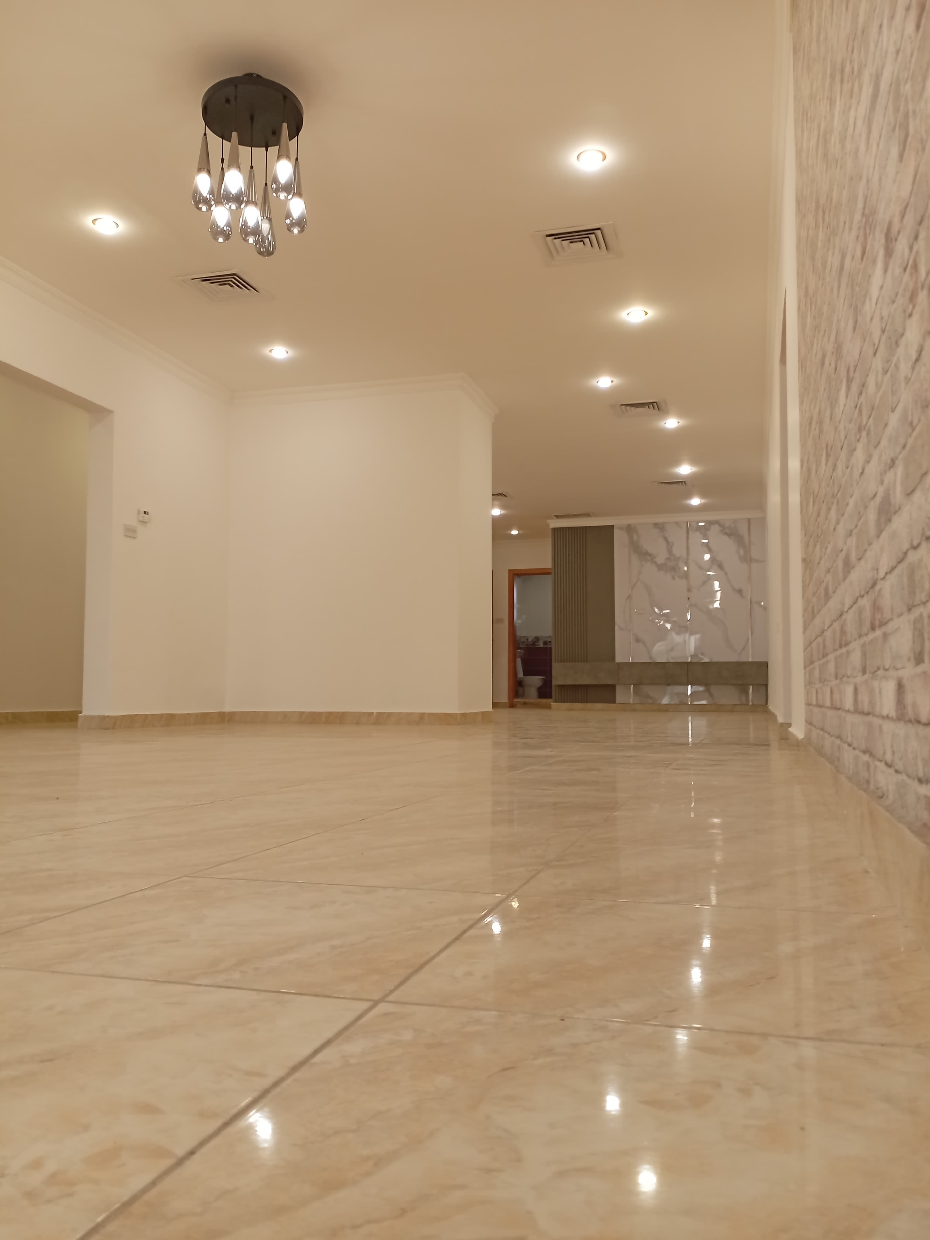 للإيجار دور فى بيان بمدخل خاص