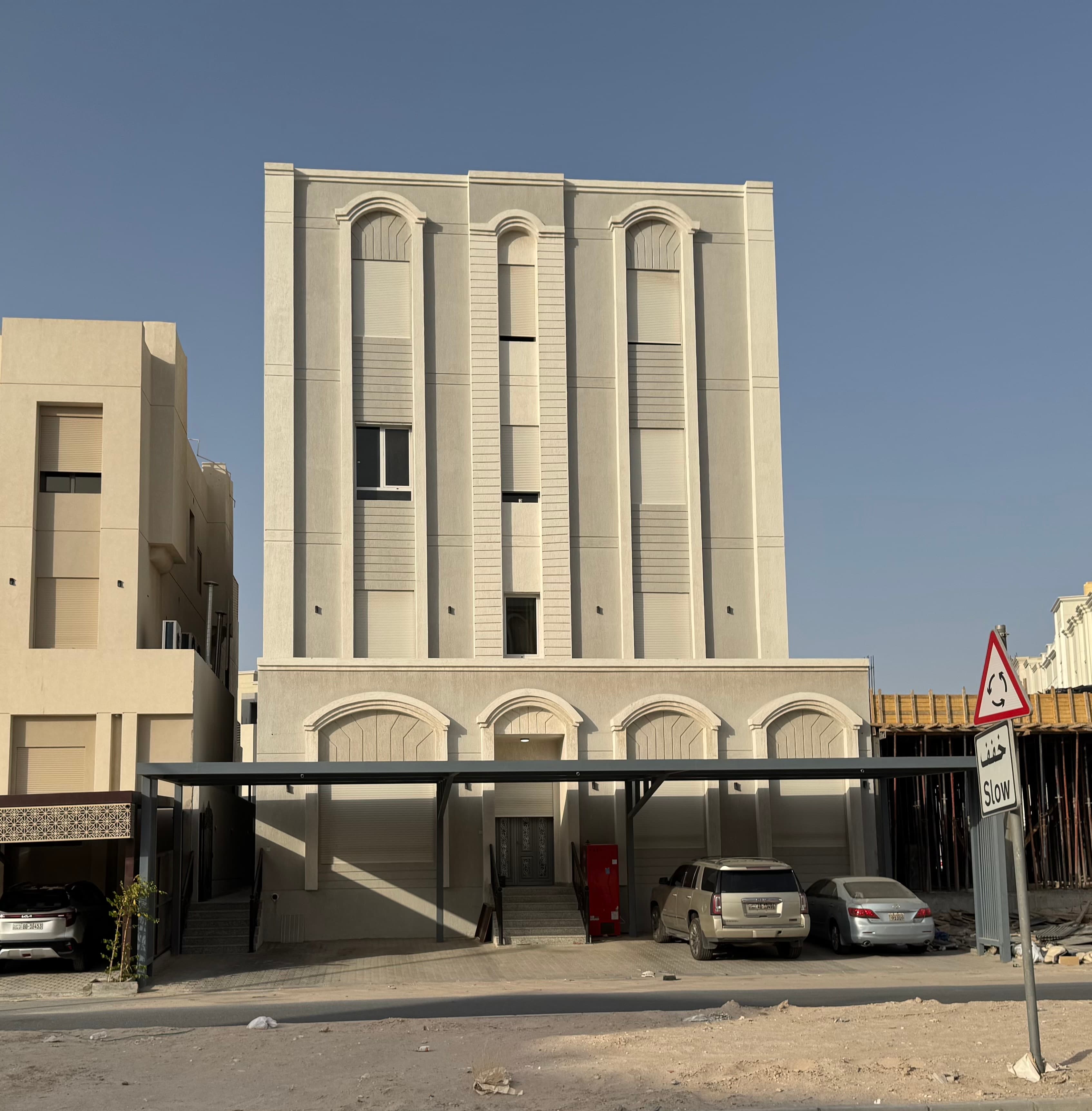 للبيع فيلا فى جنوب عبد الله المبارك قطعة 2