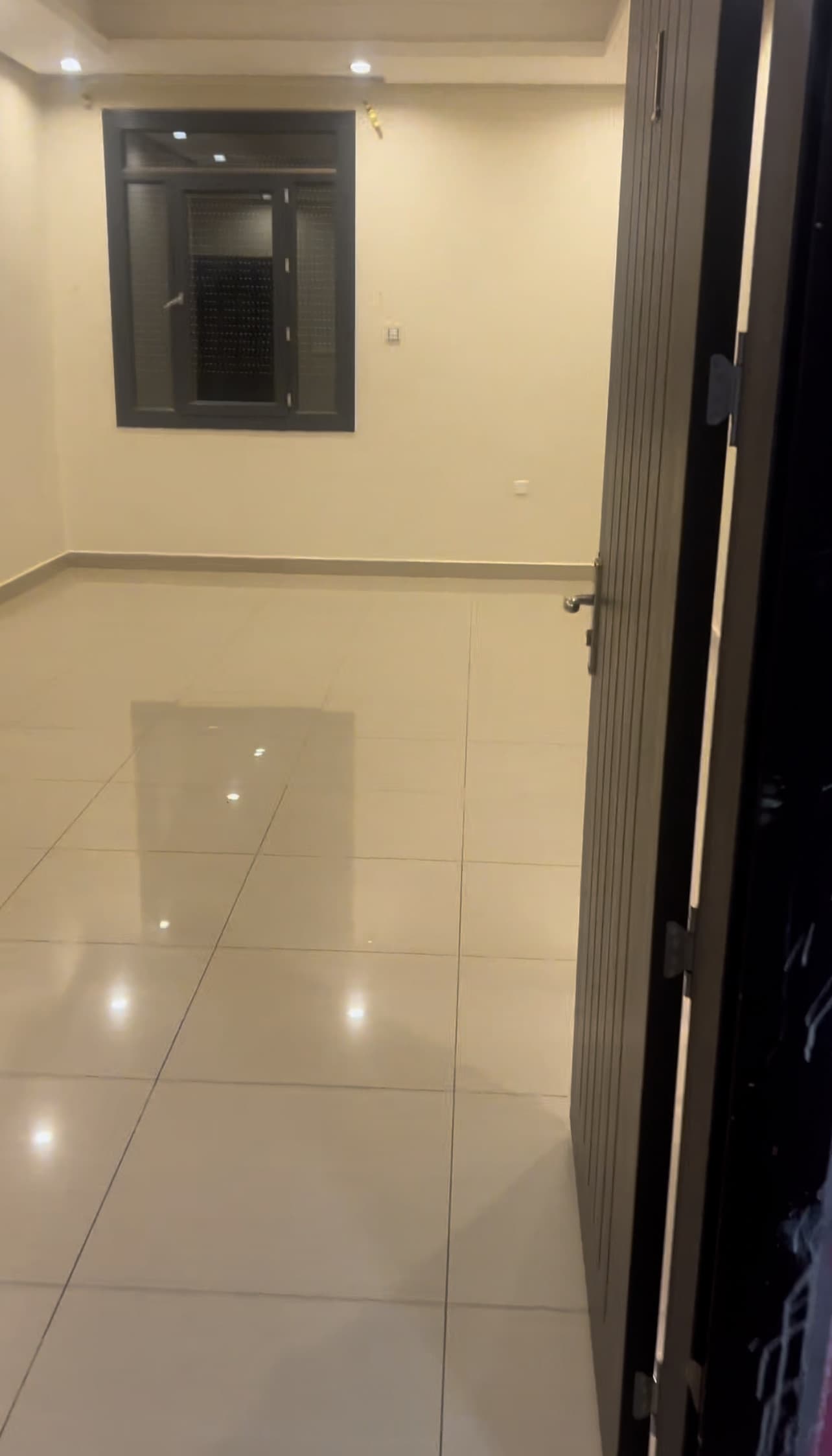 للايجار شقة فى جابر الاحمد