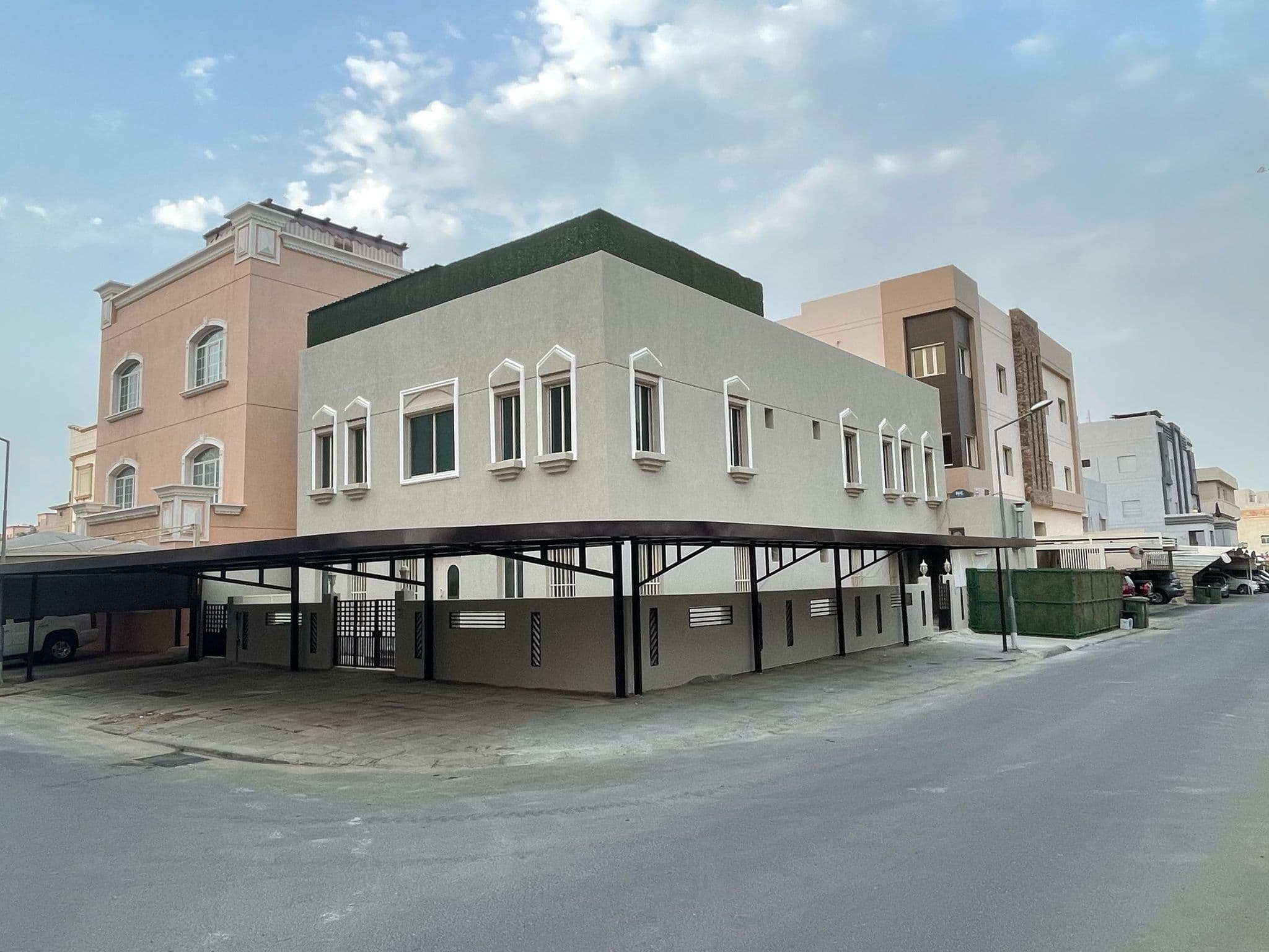 للبيع بيت فى الرميثية قطعة 1 ايجار و سكن