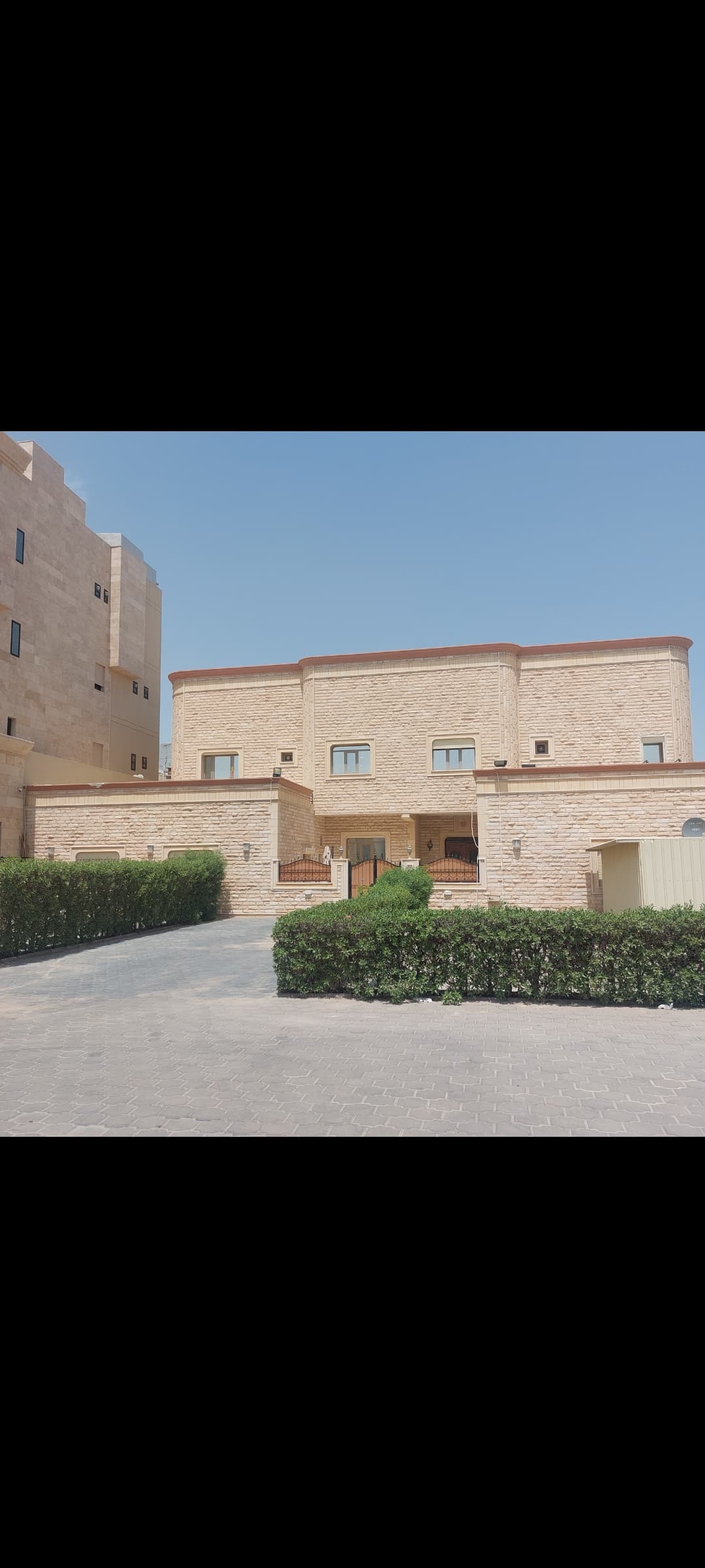 بيت للبيع في الرميثيه يفرز بيتان