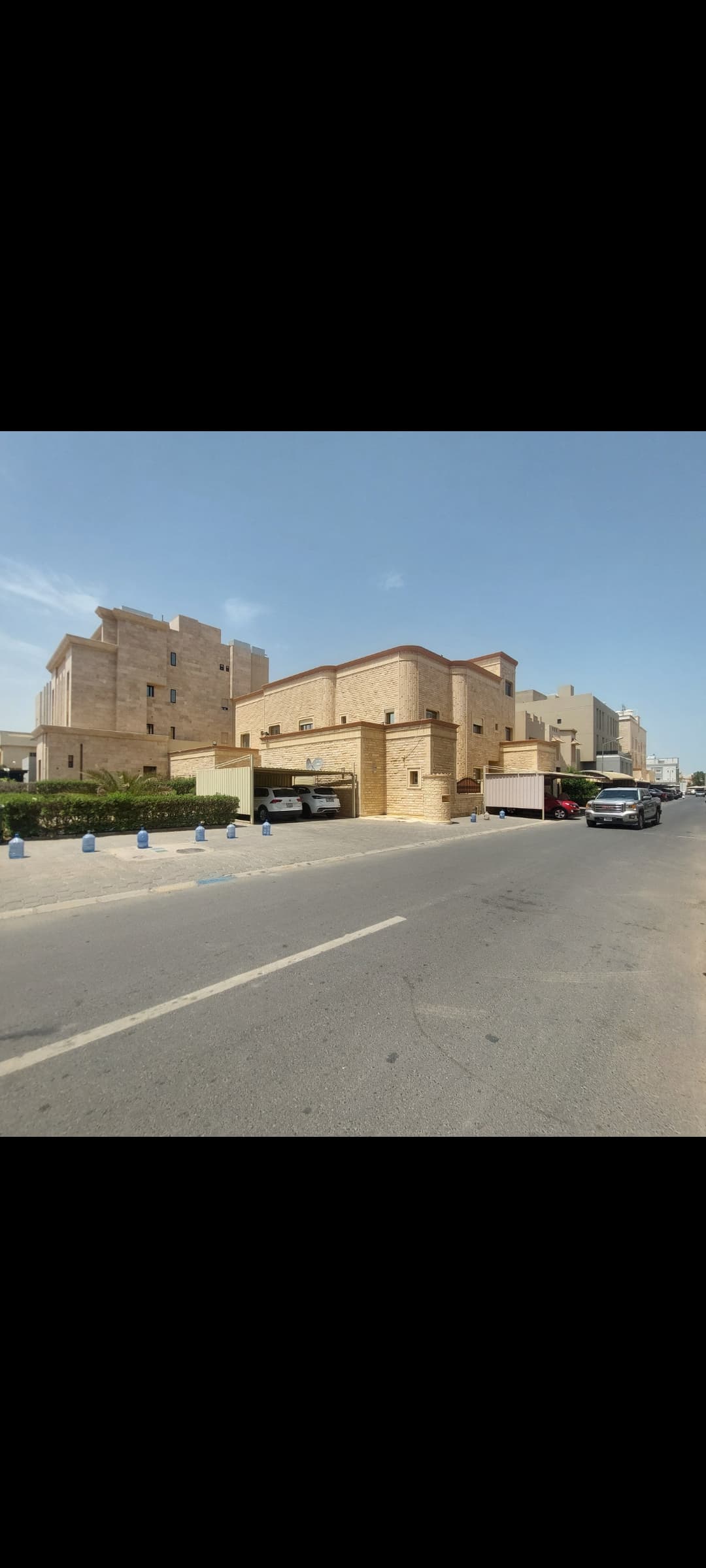 بيت للبيع في الرميثيه يفرز بيتان