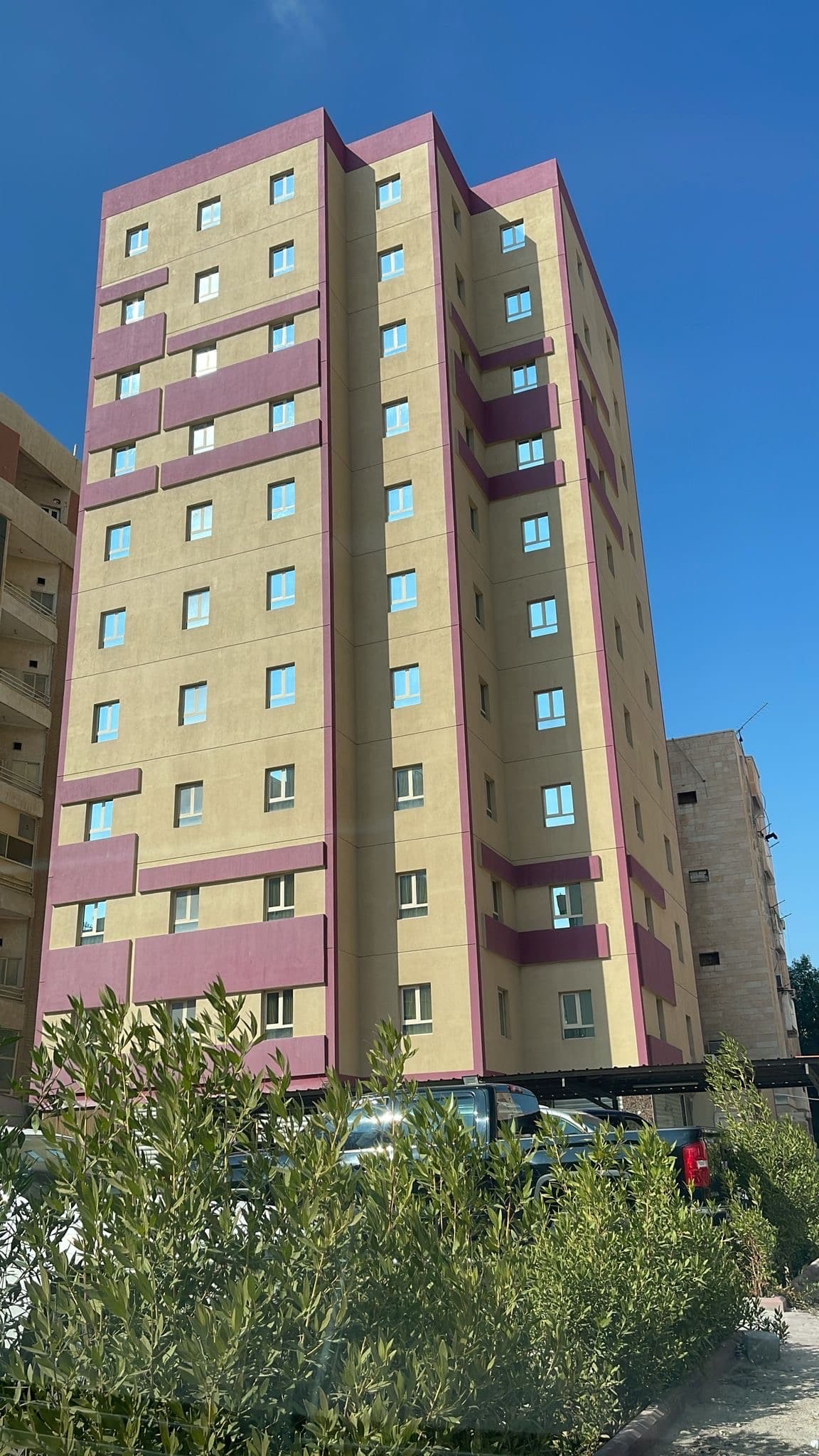 للبيع عمارة فى حولي قطعة 2