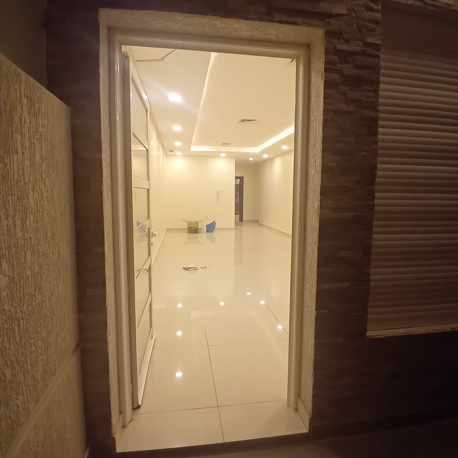 للايجار شقة سرداب فى منطقة الزهراء