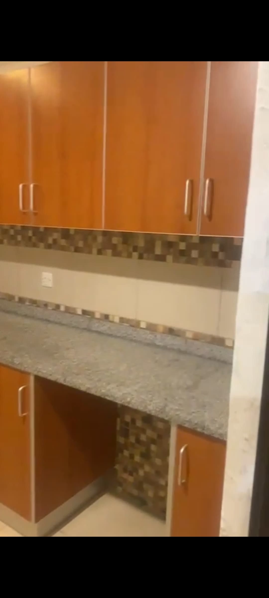 شقه للبيع فى السالميه موقع مميز