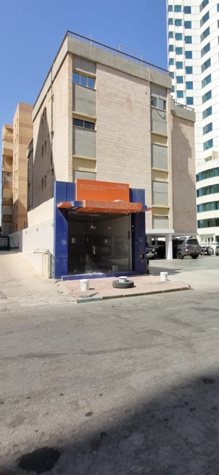 للإيجار محل فى منطقة الشعب